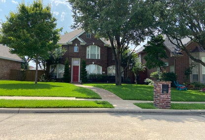 Beautiful brick home in Carrollton, TX
